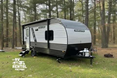 TT4 - 5 Person w/ Bunk- The RV Rental Factory