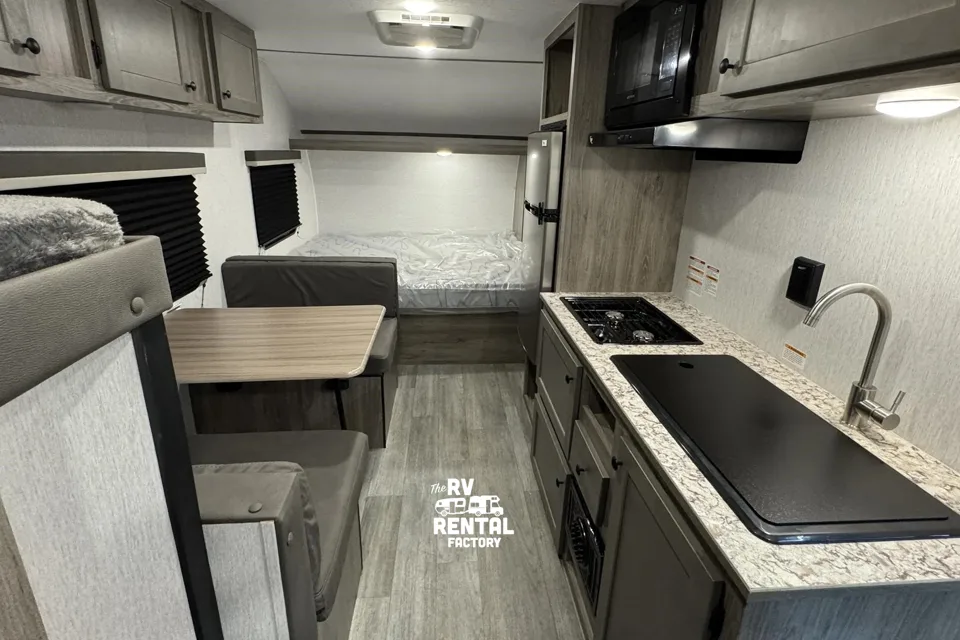 TT4 - 5 Person w/ Bunk- The RV Rental Factory