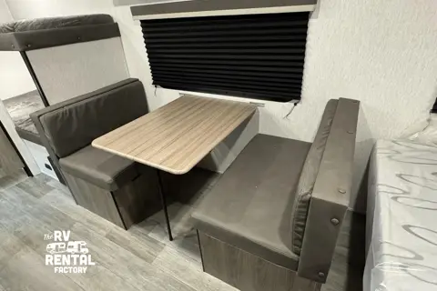 TT4 - 5 Person w/ Bunk- The RV Rental Factory