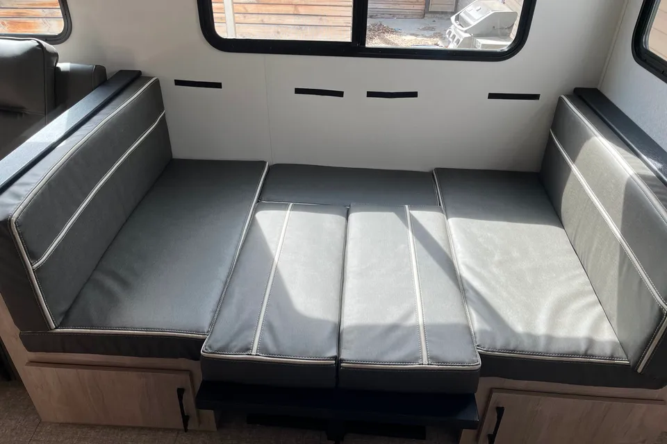 Red Plow Grand Design Imagine 2800BH Travel Trailer