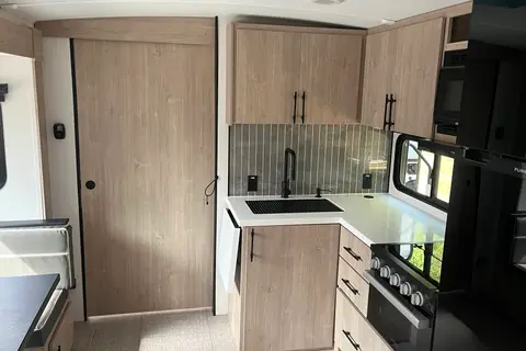 Red Plow Grand Design Imagine 2800BH Travel Trailer