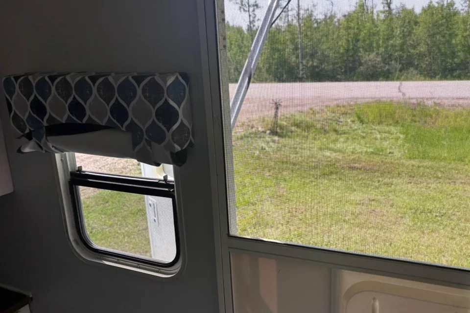 Michy’s Dream Feather light Travel Trailer