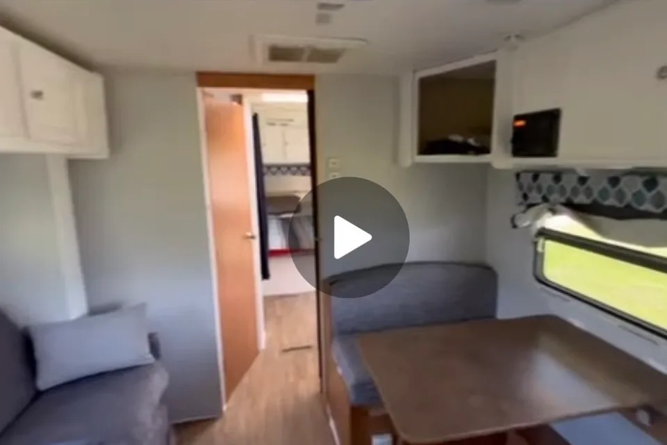 Michy’s Dream Feather light Travel Trailer