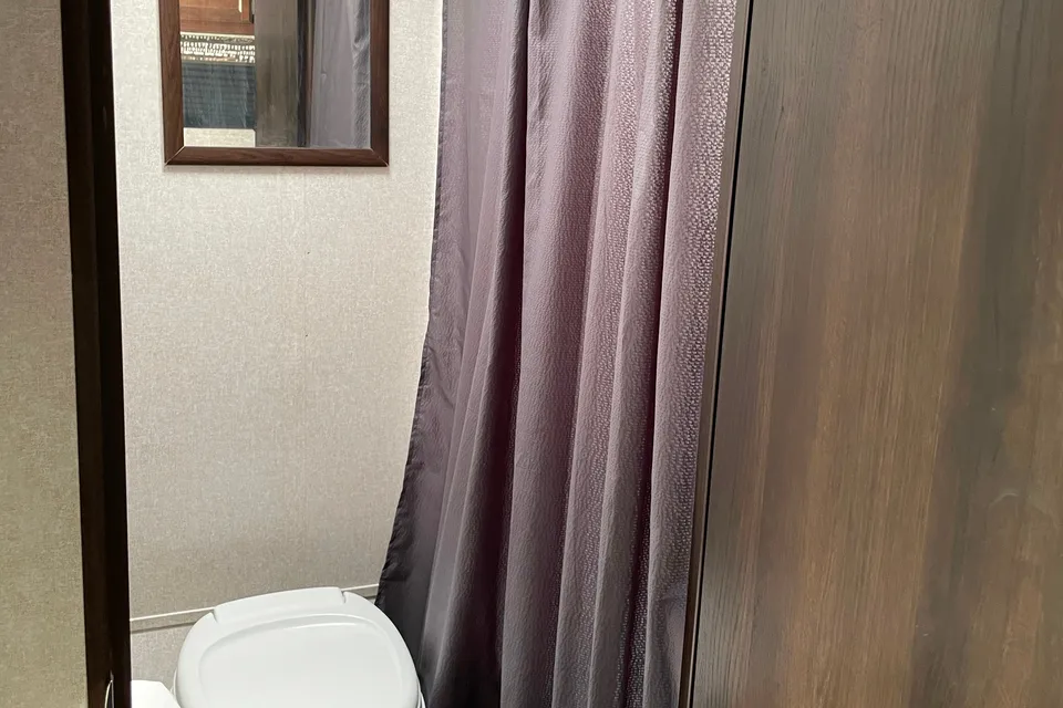Jayco family trailer lightweight pet friendly 