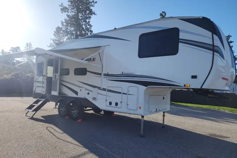 *Brand New* Jayco 26' 5th Wheel