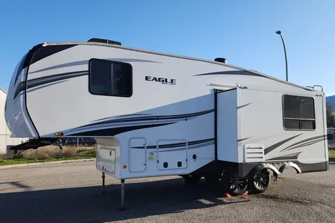 *Brand New* Jayco 26' 5th Wheel