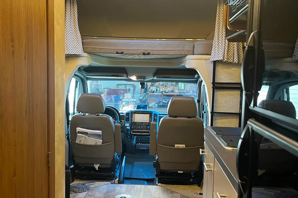 Winny the View Class C