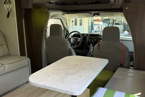 Jason’s Coachmen 260ds Class C