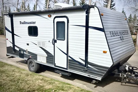 Linda's Gulf Stream 198BH Travel Trailer
