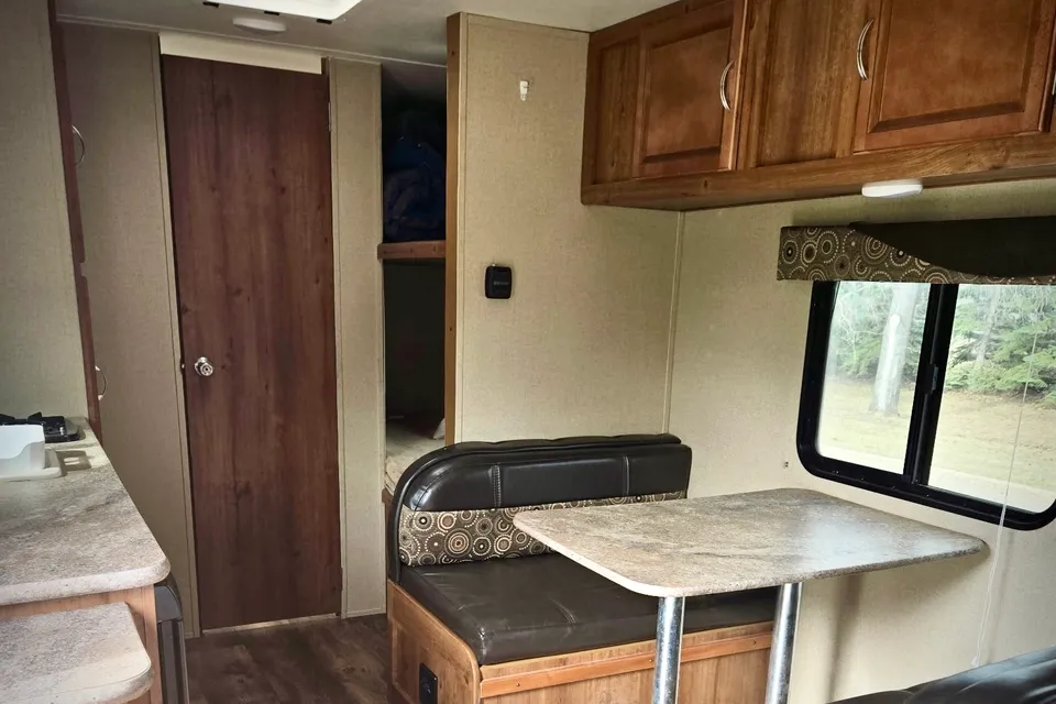 Linda's Gulf Stream 198BH Travel Trailer