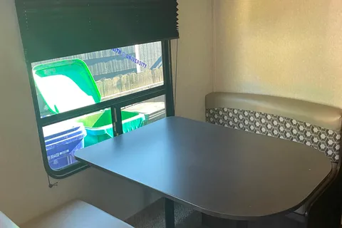 Torrey's Jayco Jay Flight SLX Travel Trailer