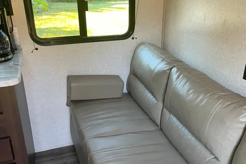 Torrey's Jayco Jay Flight SLX Travel Trailer