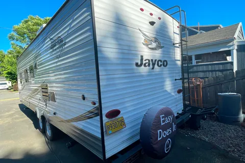 Torrey's Jayco Jay Flight SLX Travel Trailer