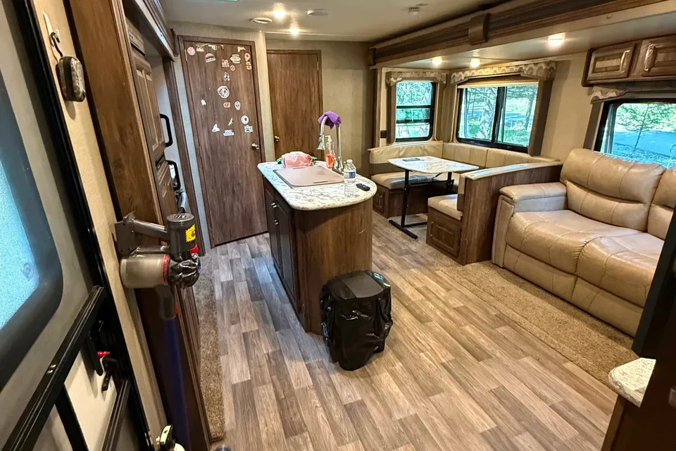 Brandon's Keystone Cougar Travel Trailer