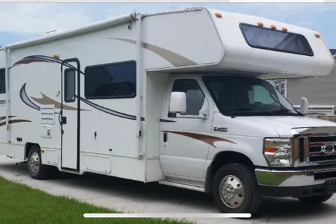 Coachmen Freelander Class C