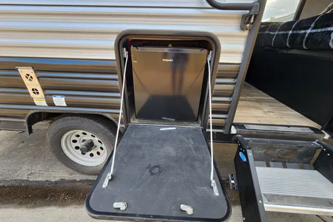 Forest River Cherokee Wolf Pup 16BHS Travel Trailer