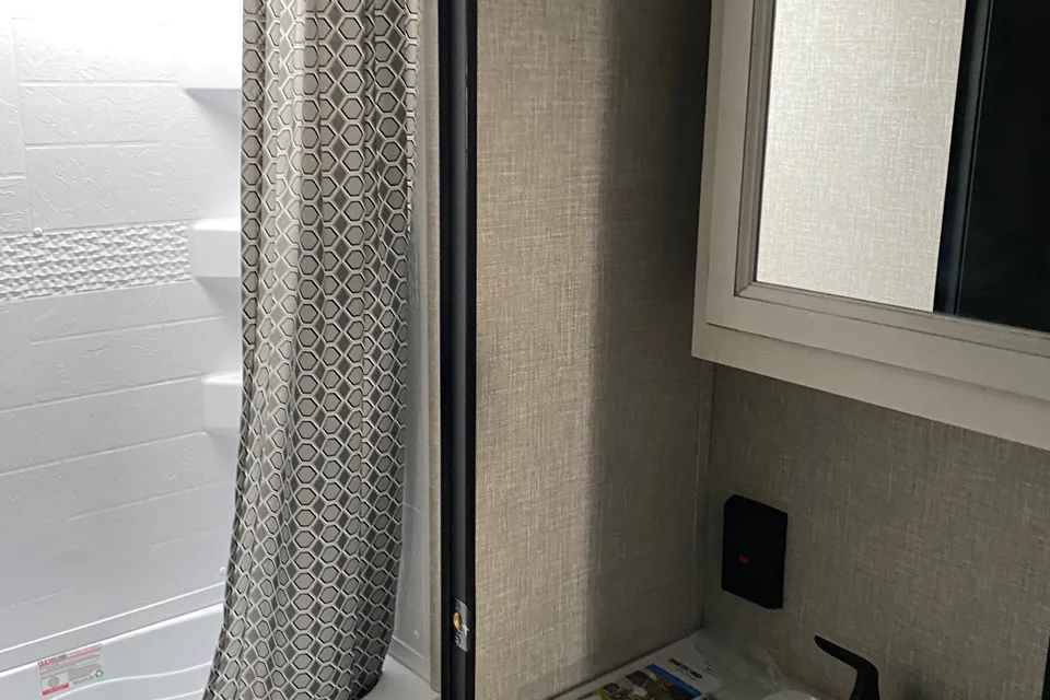 Goliath’s Jayco Jay Flight Travel Trailer