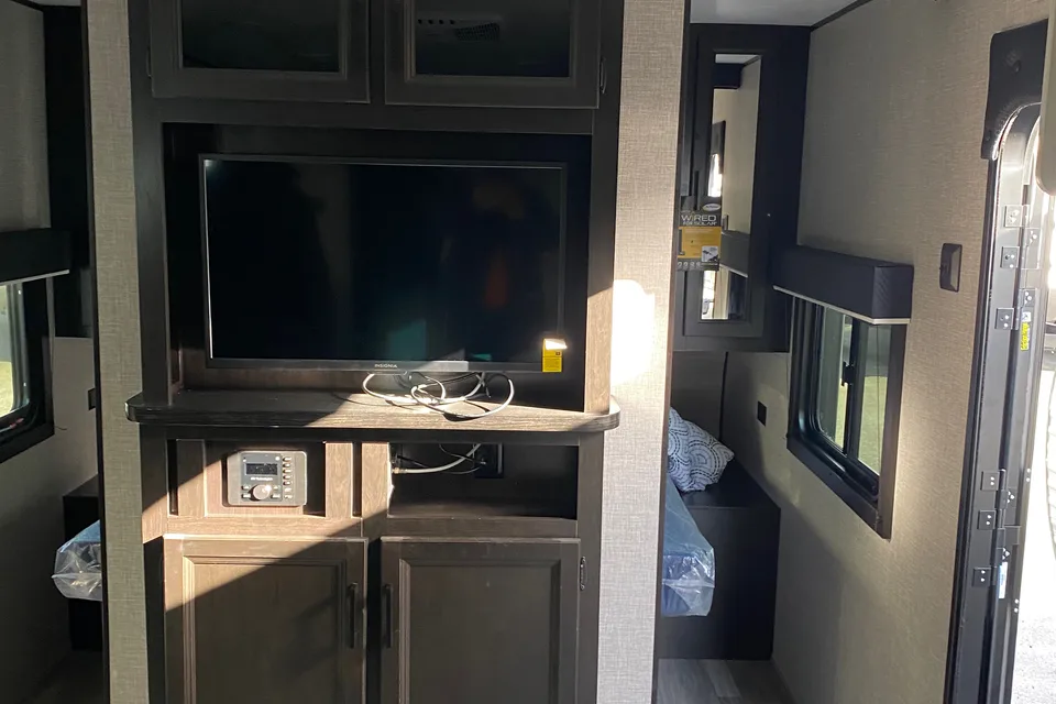 Goliath’s Jayco Jay Flight Travel Trailer