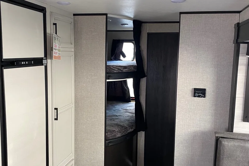 Goliath’s Jayco Jay Flight Travel Trailer