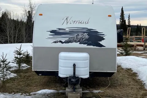 YAN SCHULTZ 's Skyline SELECT260 Travel Trailer