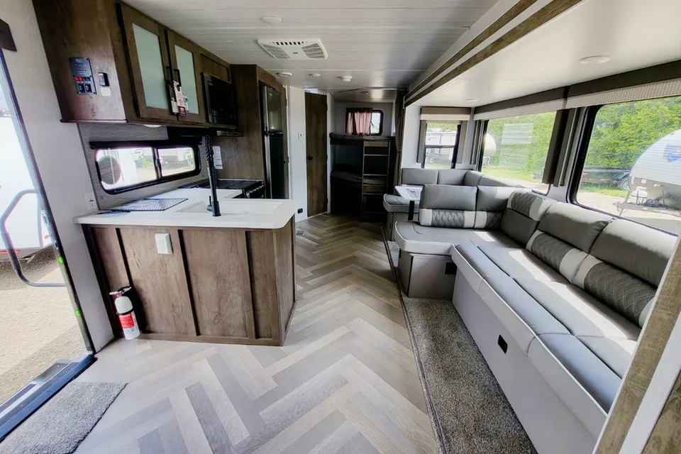 2022 Forest River Salem 26DBUD