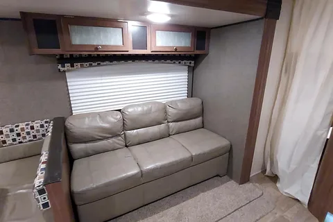 Fireside's Heartland Prowler Lynx 35' 31LX Bunkhouse