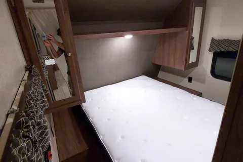 Fireside's Heartland Prowler Lynx 35' 31LX Bunkhouse