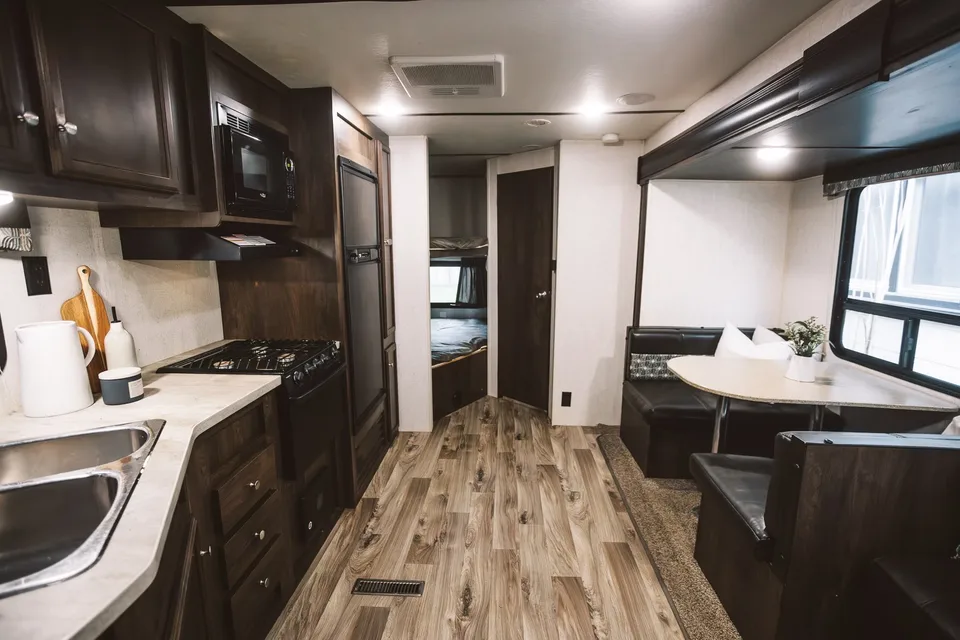 The Cozy Caravan