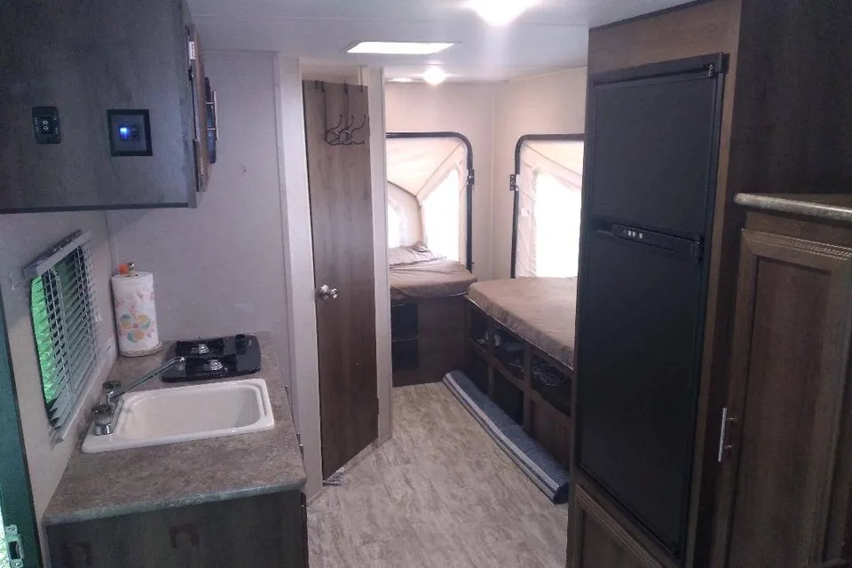 Chrissy's KZ Hybrid Travel Trailer