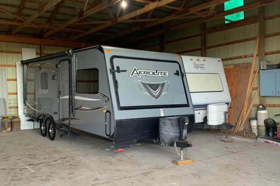 Snyder’s Dutchmen Areolite 224ES Hybrid