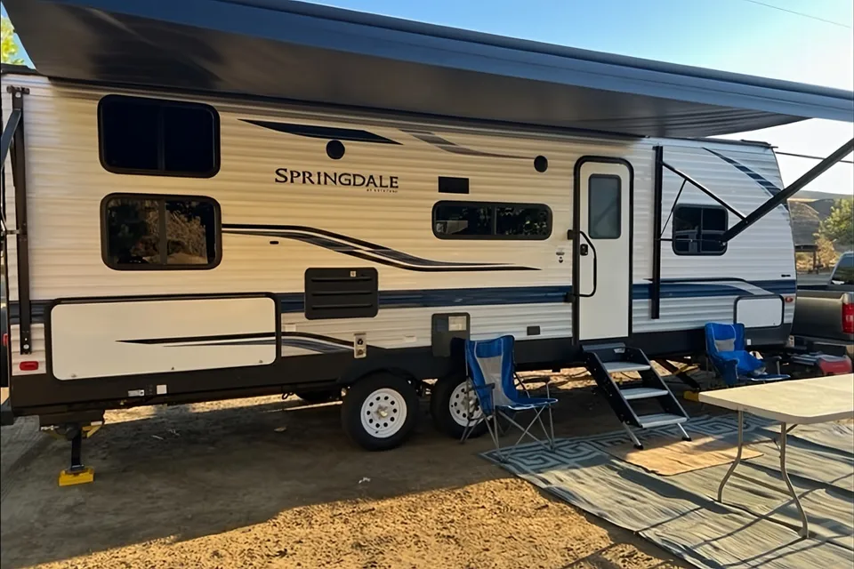 Twin's Keystone springdale  Travel Trailer