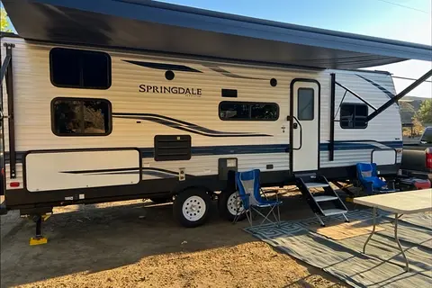 Twin's Keystone springdale  Travel Trailer