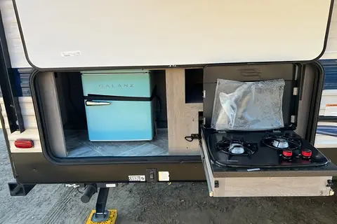 Twin's Keystone springdale  Travel Trailer