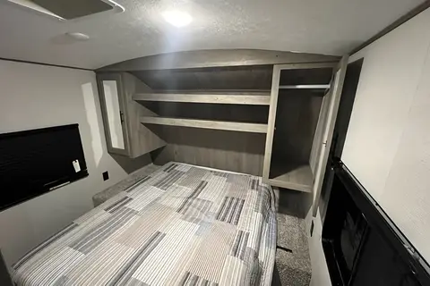 Twin's Keystone springdale  Travel Trailer