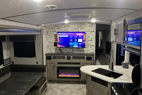 Twin's Keystone springdale  Travel Trailer