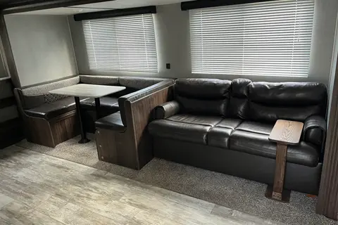 Al's Crossroads Zinger Travel Trailer