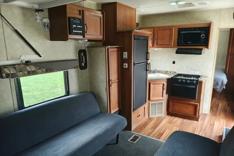 Craig's Gulf Stream Track & Trail Toy Hauler
