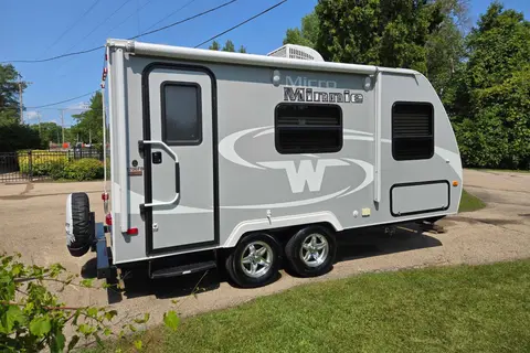 Guillermo's Winnebago 1706fb Travel Trailer
