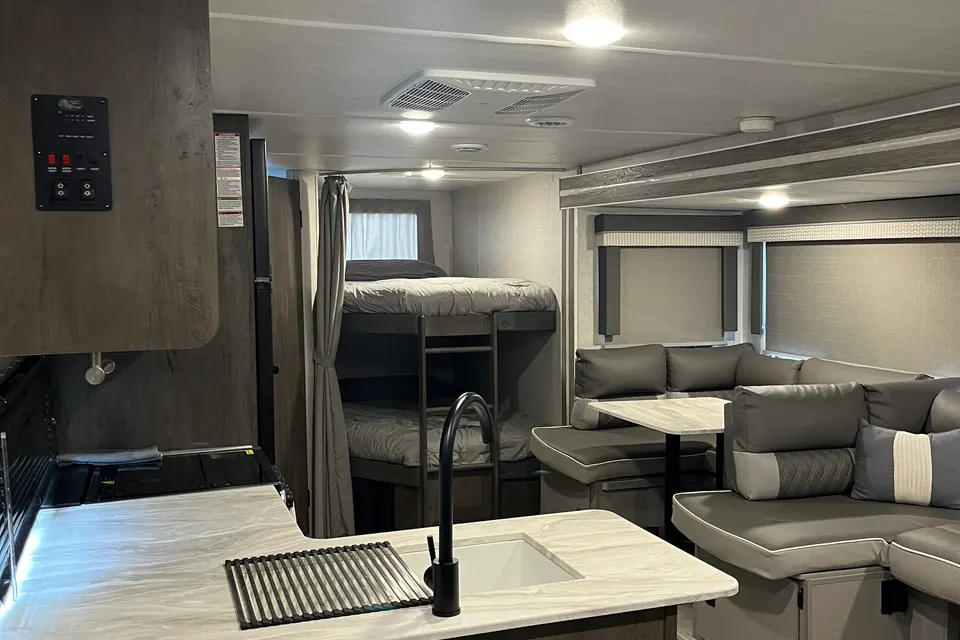 Memory Maker Bunkhouse
