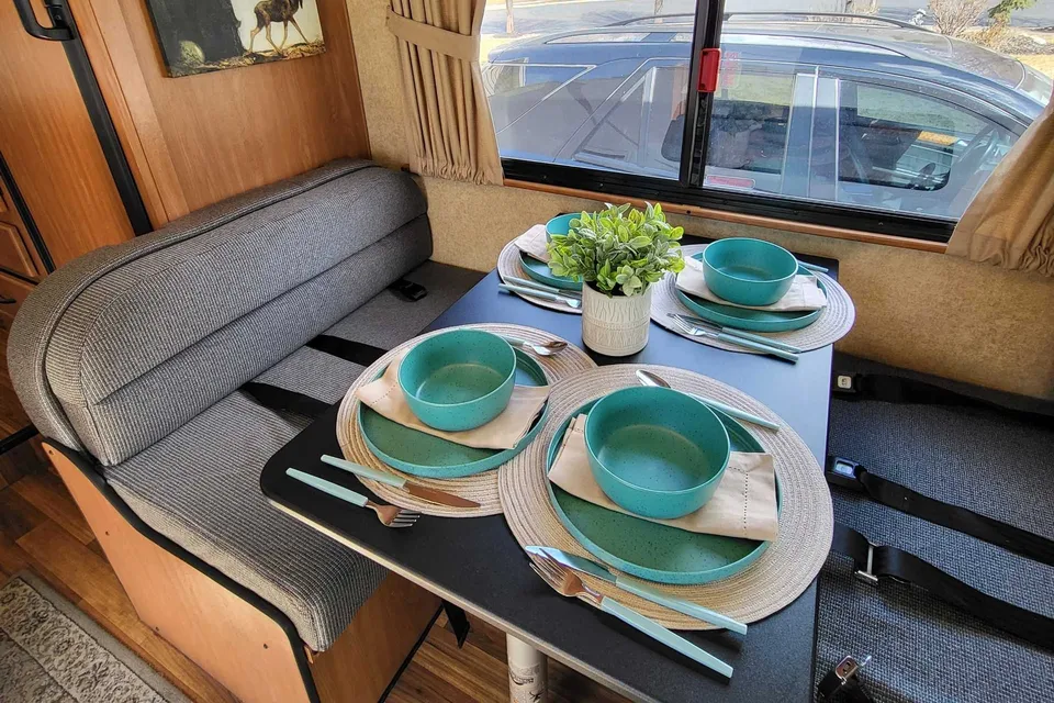 2017 Thor Majestic 23a Class C - Hudson - Unlimited Miles