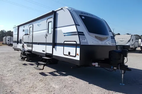 All you need to do is show up!  Fully stocked, transported and set-up at your location, family friendly Jayco White Hawk 31’ Trailer!