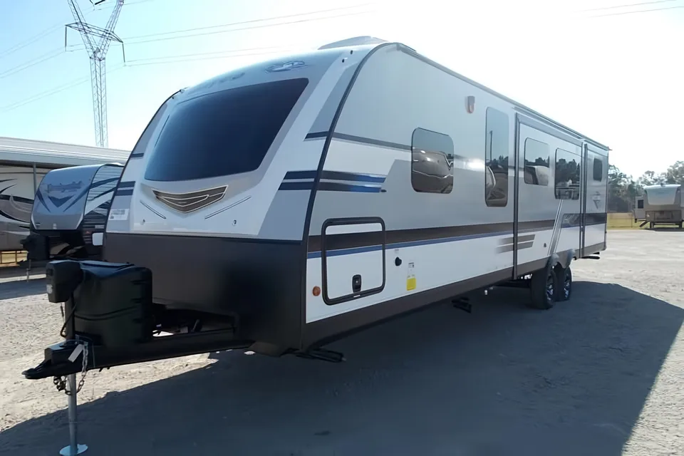 All you need to do is show up!  Fully stocked, transported and set-up at your location, family friendly Jayco White Hawk 31’ Trailer!