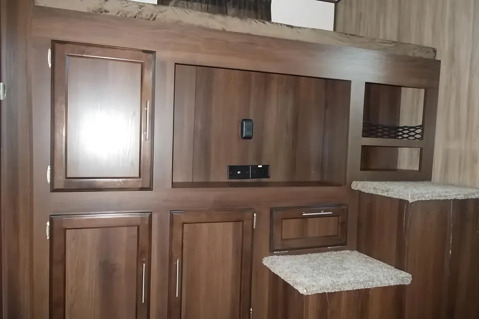 All you need to do is show up!  Fully stocked, transported and set-up at your location, family friendly Jayco White Hawk 31’ Trailer!