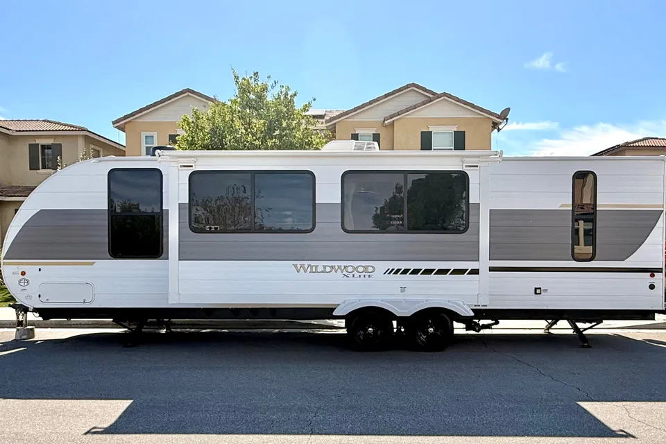 Desert & Dunes Adventures Forest River Wildwood X-Lite T273QBXL Travel Trailer