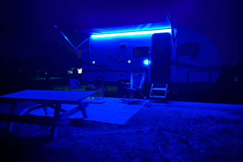 *TV, Solar, Bunkbeds..*
