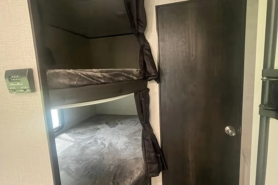 Steve's Jayco 264BHW Travel Trailer