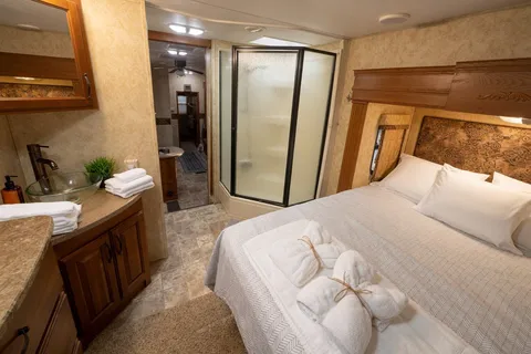 333-DB Montanan Bunk Room with two bathrooms (sleeps 10) Turn Key Package Available