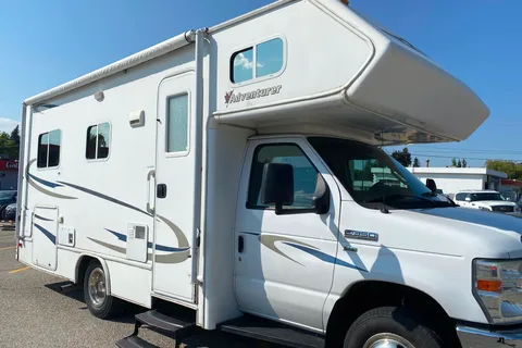 Fleet #C3 Mid-size Class C – Great Value for Families & Friends (Sleeps 3 Adults, 2 Children)