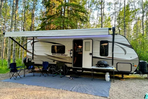 Clean & Fully Equipped Family Bunkhouse – Easy Setup Starcraft 26BH