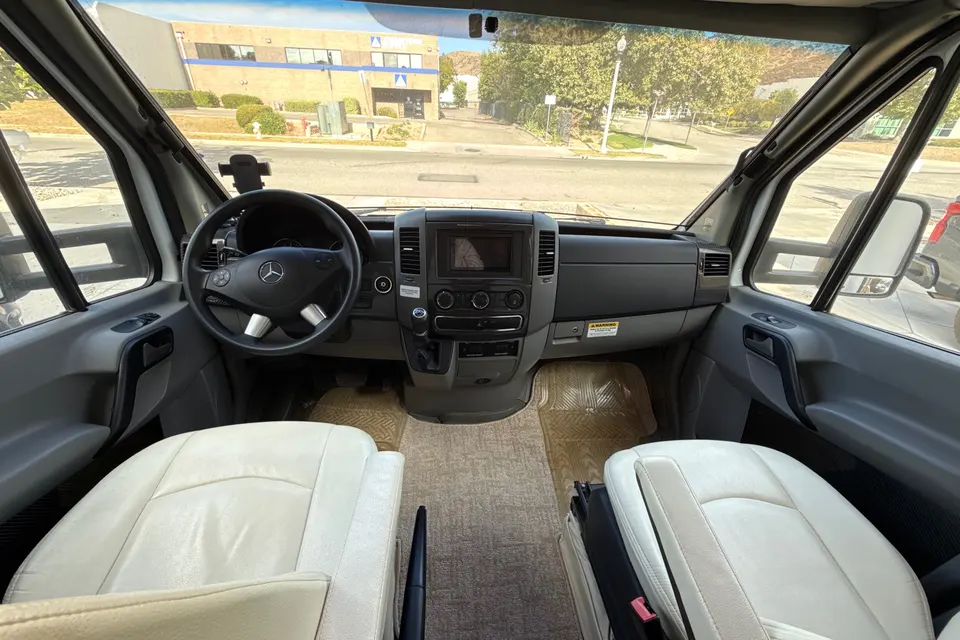 Mercedes Winnebago View Class C fuel efficient